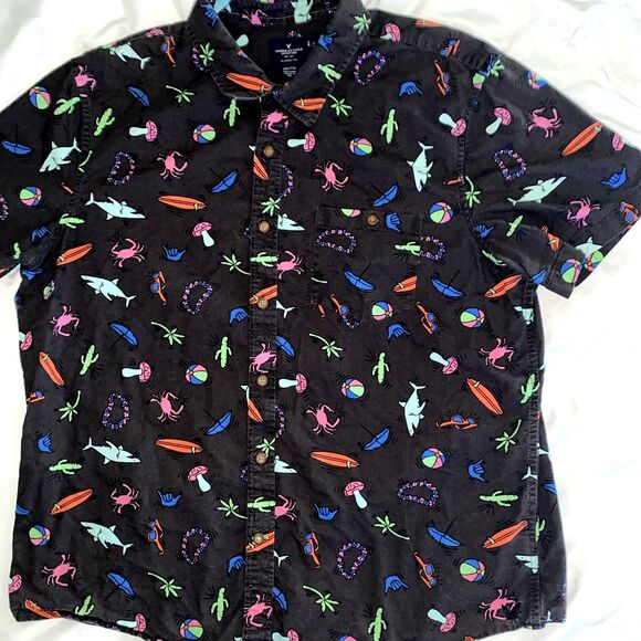 American Eagle Outfitters Classic Fit Button Down XXL Festive Party Theme Print - Picture 1 of 5